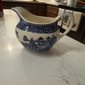 BLUE WILLOW GRAVY BOAT